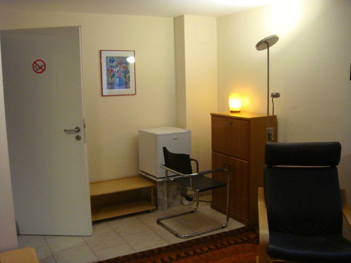 Messezimmer Ratingen Exterior photo